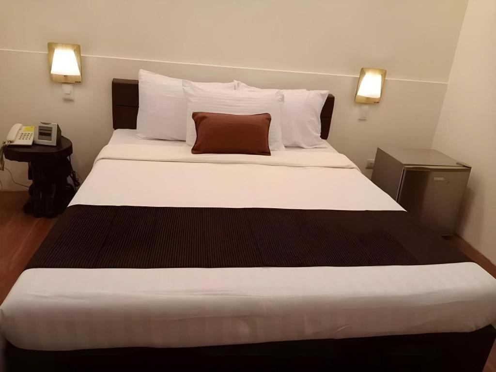 Hotel Asuncion Laoag Εξωτερικό φωτογραφία