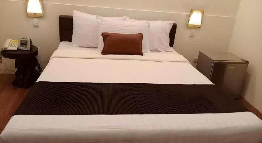 Hotel Asuncion Laoag Εξωτερικό φωτογραφία