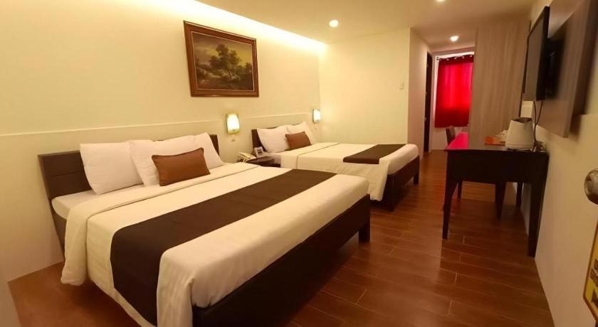 Hotel Asuncion Laoag Εξωτερικό φωτογραφία
